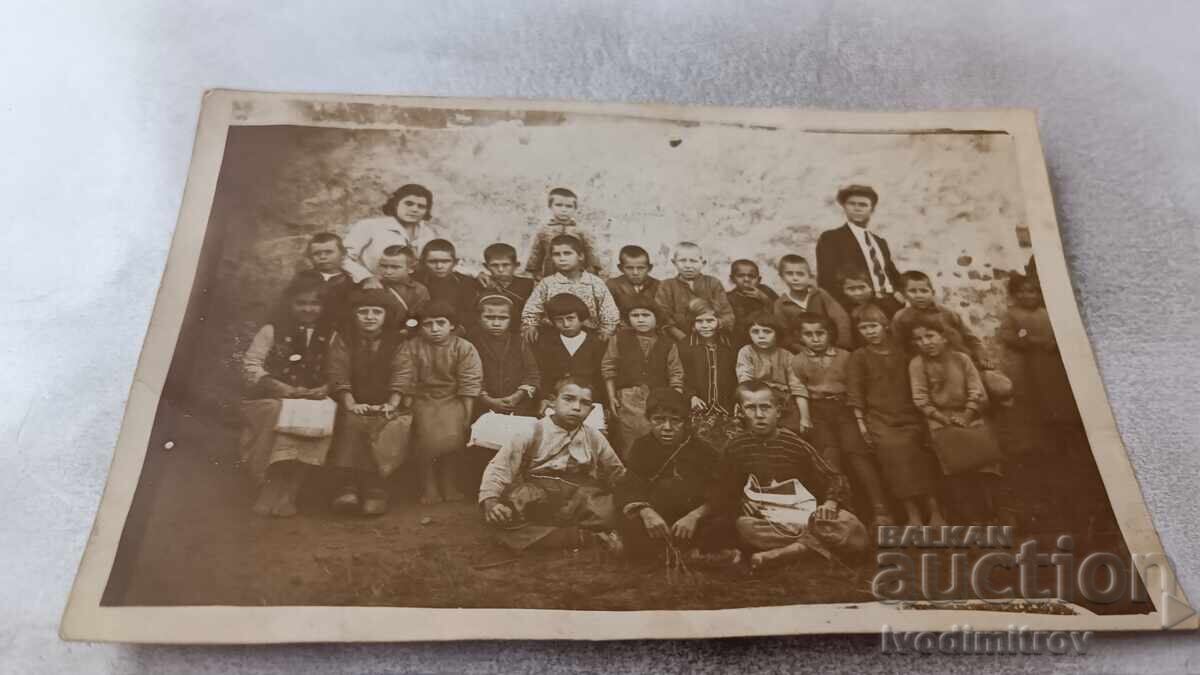 Children's Photo with their Educators
