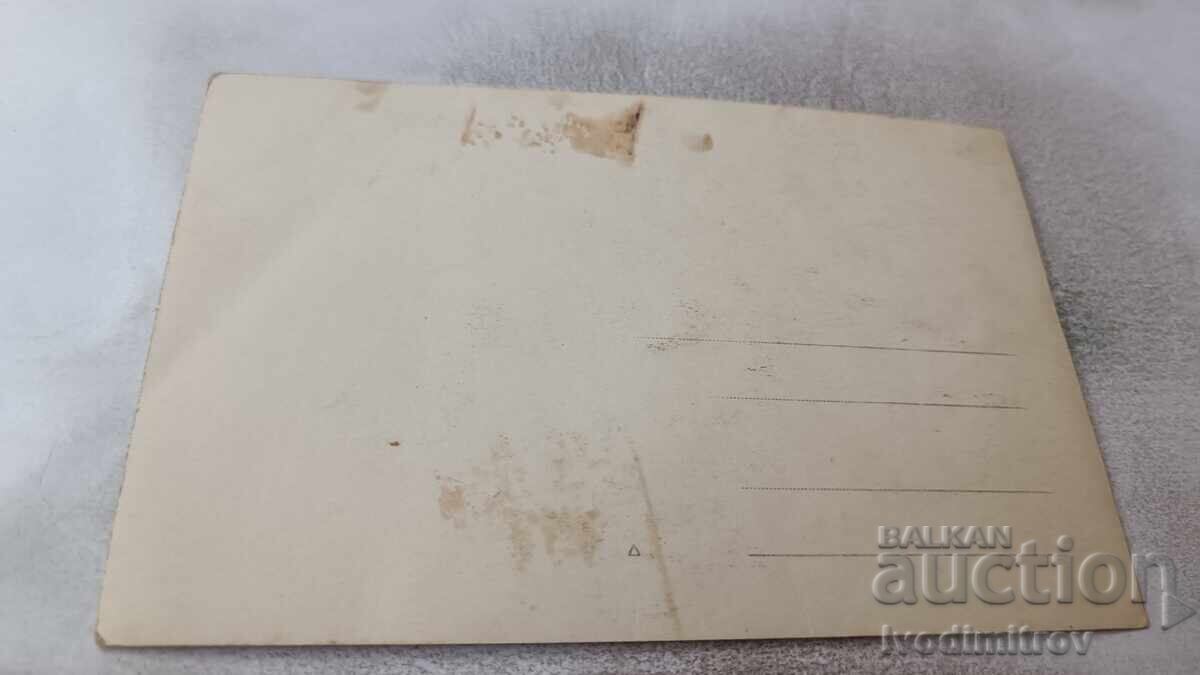 Children's Photo with their Educators with price 2.35 BGN | € 1.20