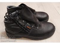 Pantofi noi pentru barbati marimea 45