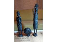 Figurines for connoisseurs, three pieces