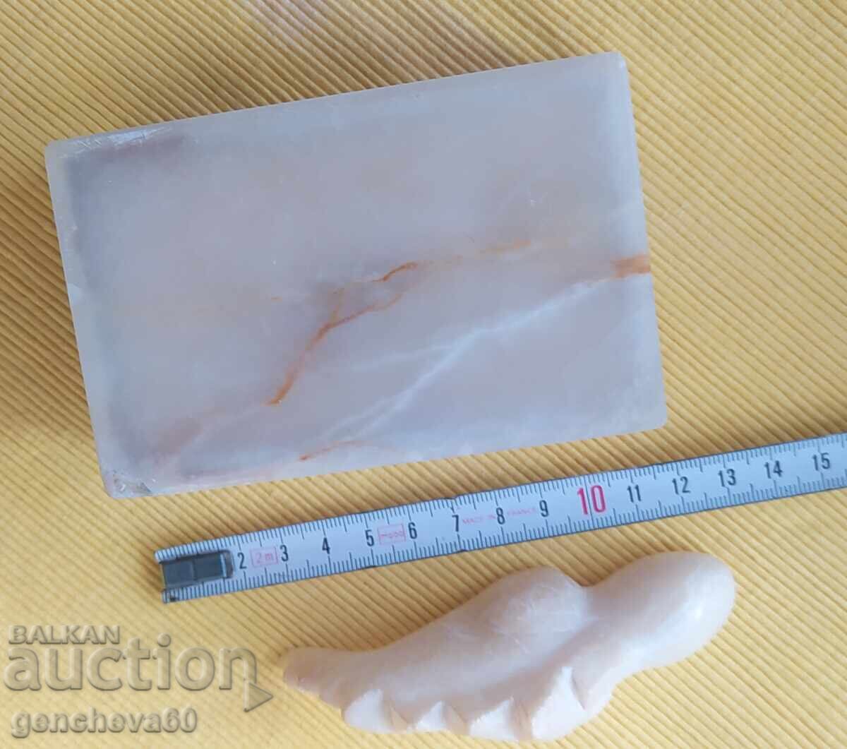 Δημοπρασία Μαρμάρινο κουτί κοσμημάτων και ειδώλιο