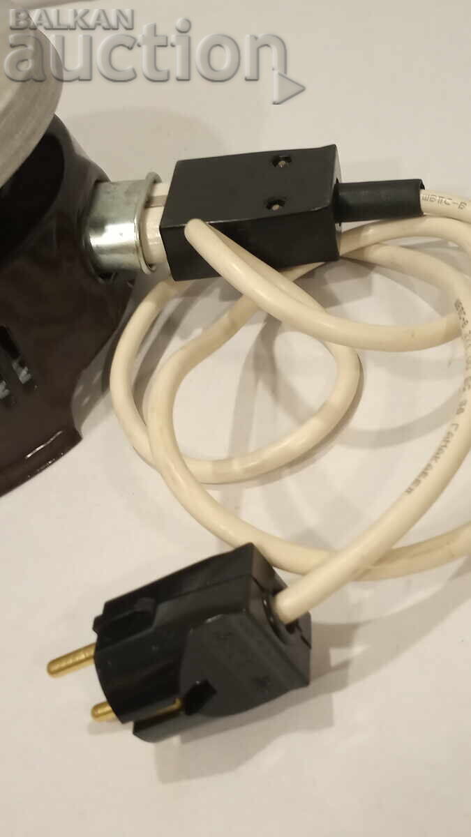 Котлон малък 800W с цена 16.00 лв. | € 8.18