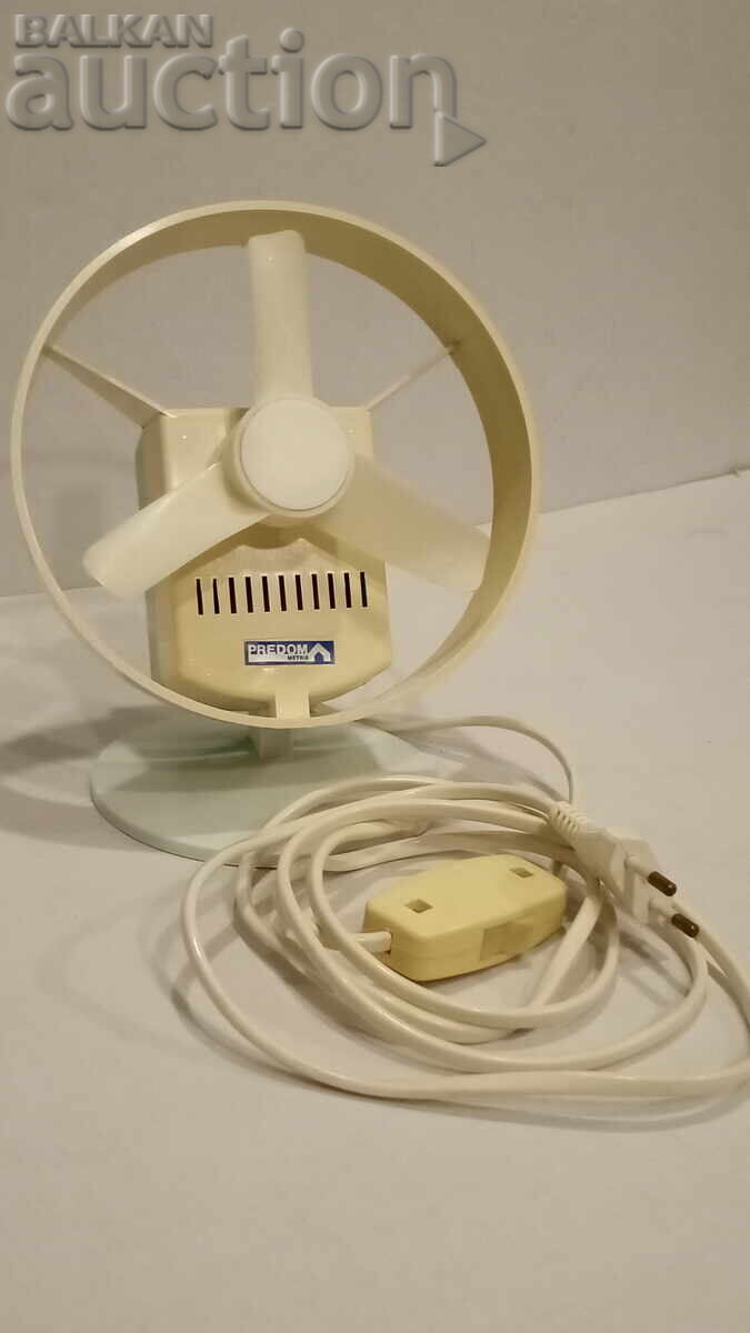 Livrarea Ventilator mic de birou Livrarea Ventilator mic de birou