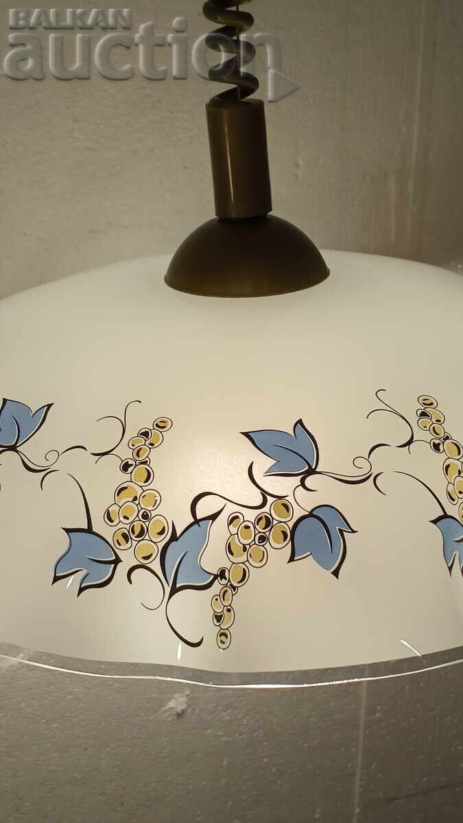 Abașur cu sticlă mare cu preț 28.00 BGN | € 14.32