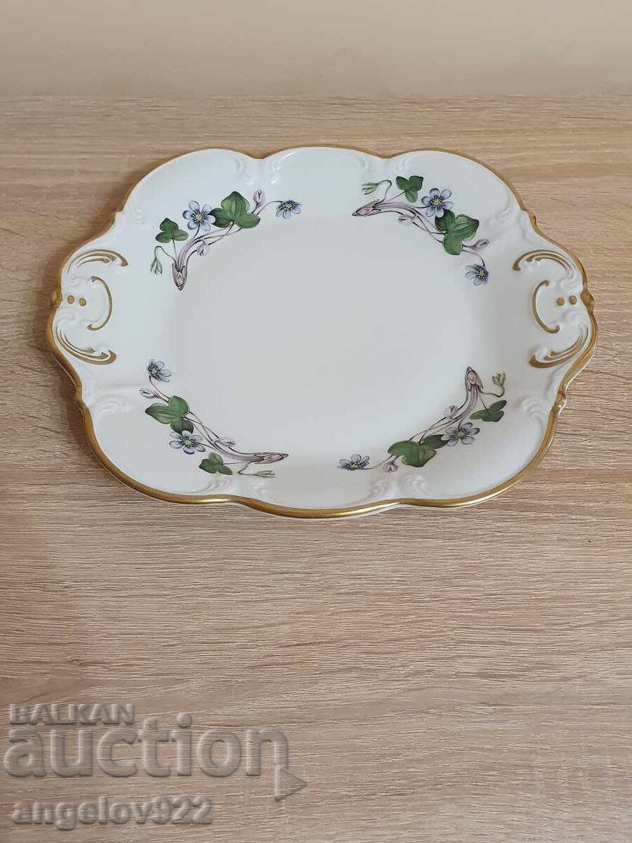 Σουηδική πορσελάνινη πιατέλα HACKEFORS με τιμή 0.01 BGN | € 0.01