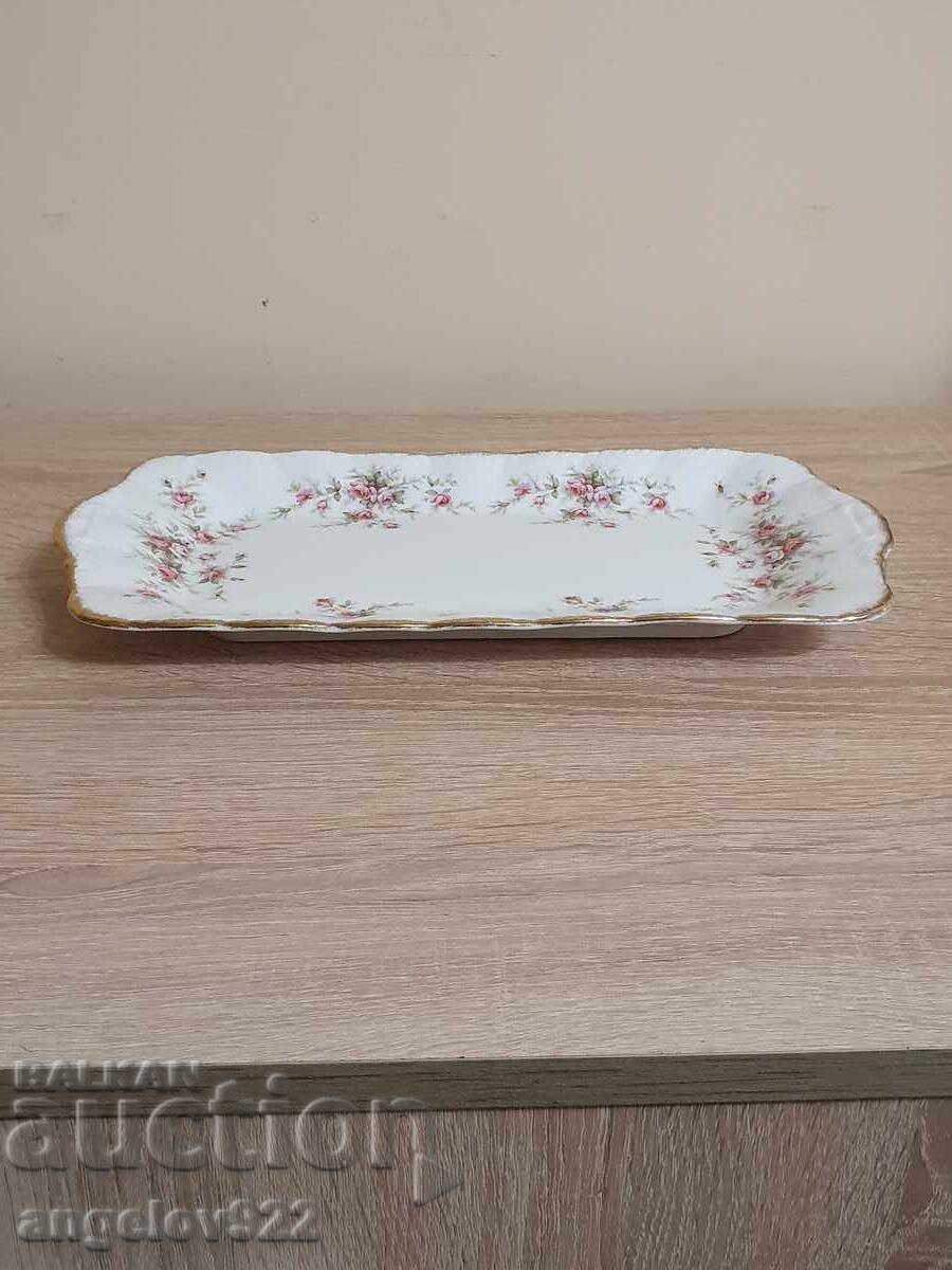 Аукцион Английско порцеланово плато PARAGON Аукцион Английско порцеланово плато PARAGON