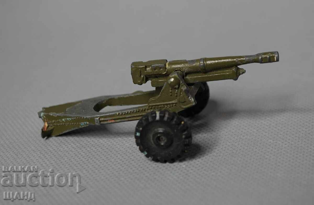 Jucărie metalică veche model obuzier haubitz cu preț 5.85 BGN | € 2.99