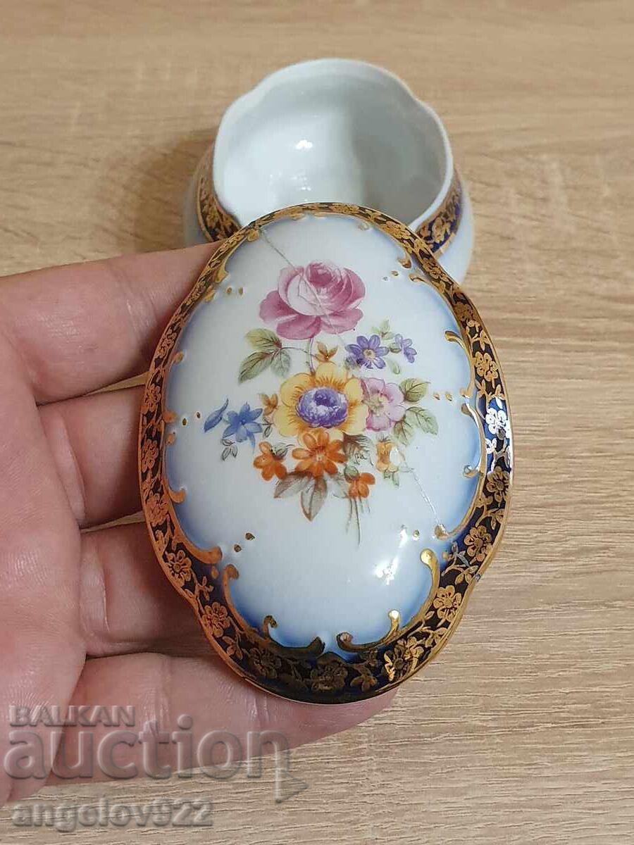 Γερμανικό πορσελάνινο κουτί κοσμημάτων PM - 6 Γερμανικό πορσελάνινο κουτί κοσμημάτων PM - 6