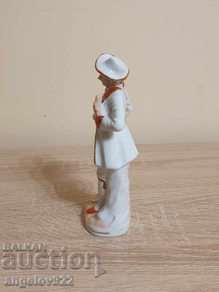 Παράδοση Πορσελάνινο αγαλματίδιο με σημάδια!!!