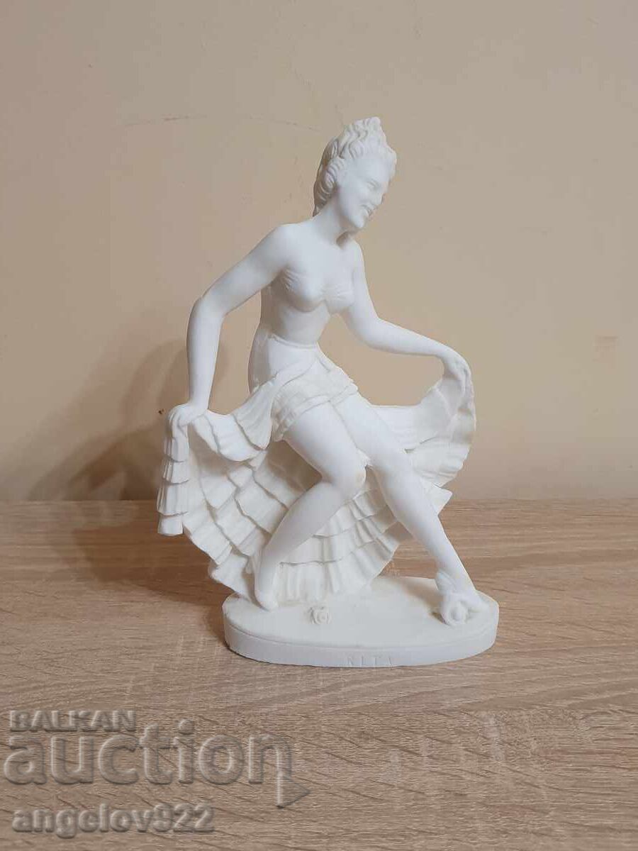 Massive figure alabaster statuette