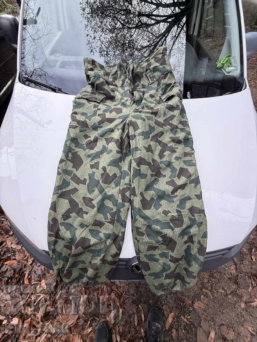 Pantaloni de camuflaj pentru tanchiste