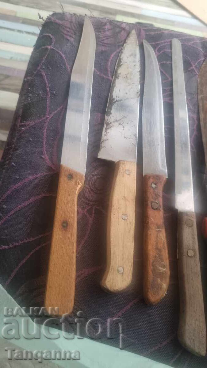 Lot of old knives with price 15.00 BGN | € 7.67
