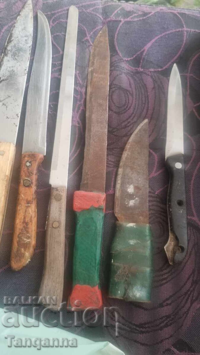 Delivery of Lot of old knives