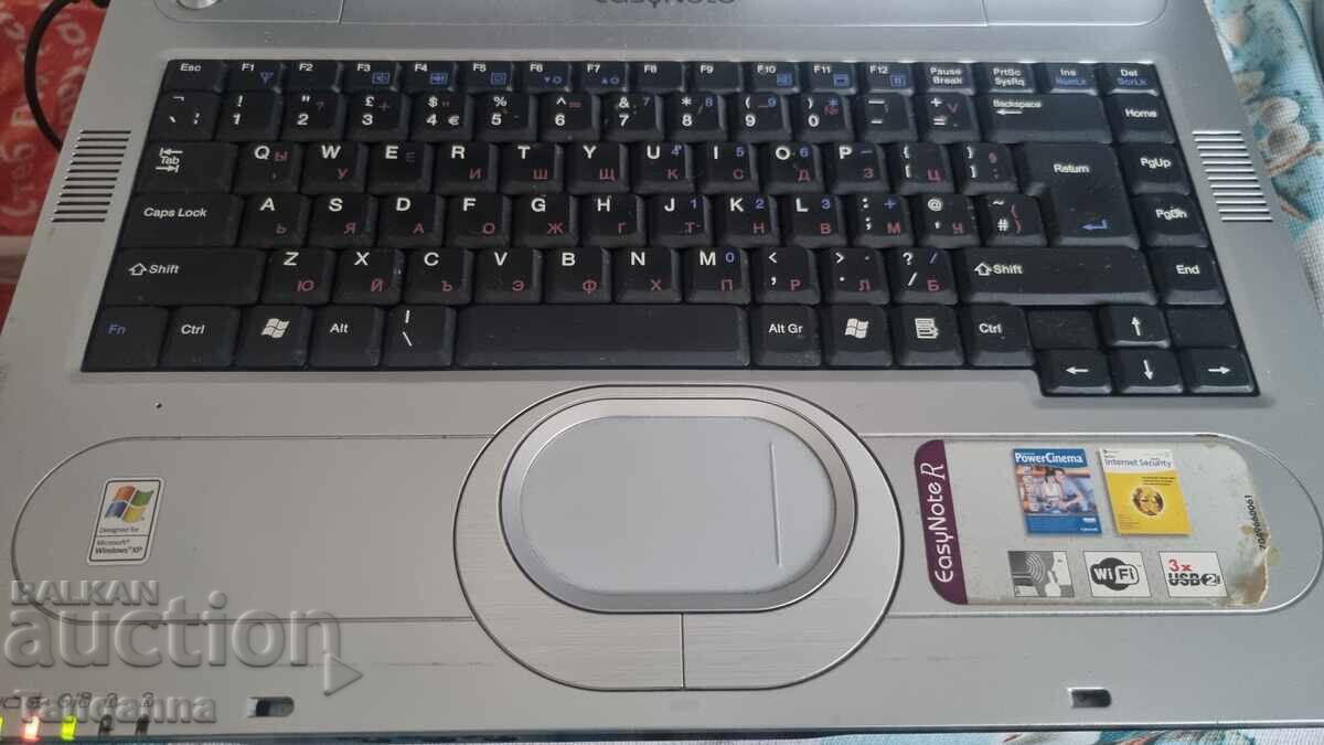 Retro laptop with price 60.00 BGN | € 30.68