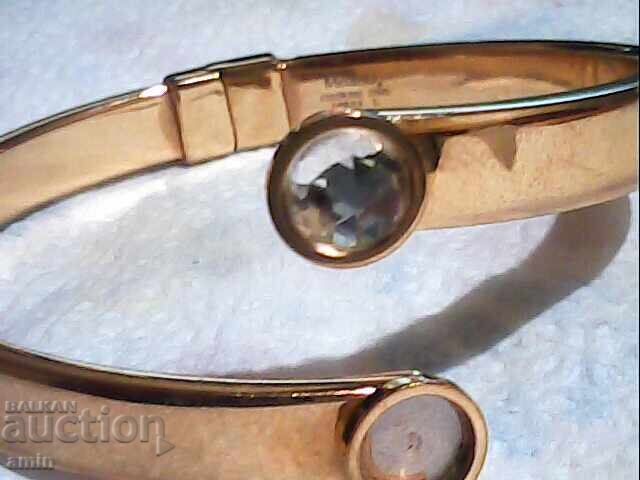 Δημοπρασία Όμορφη επιχρυσωμένη βραχιόλι Melanο