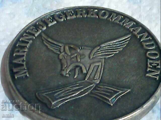 medals with price 20.00 BGN | € 10.23