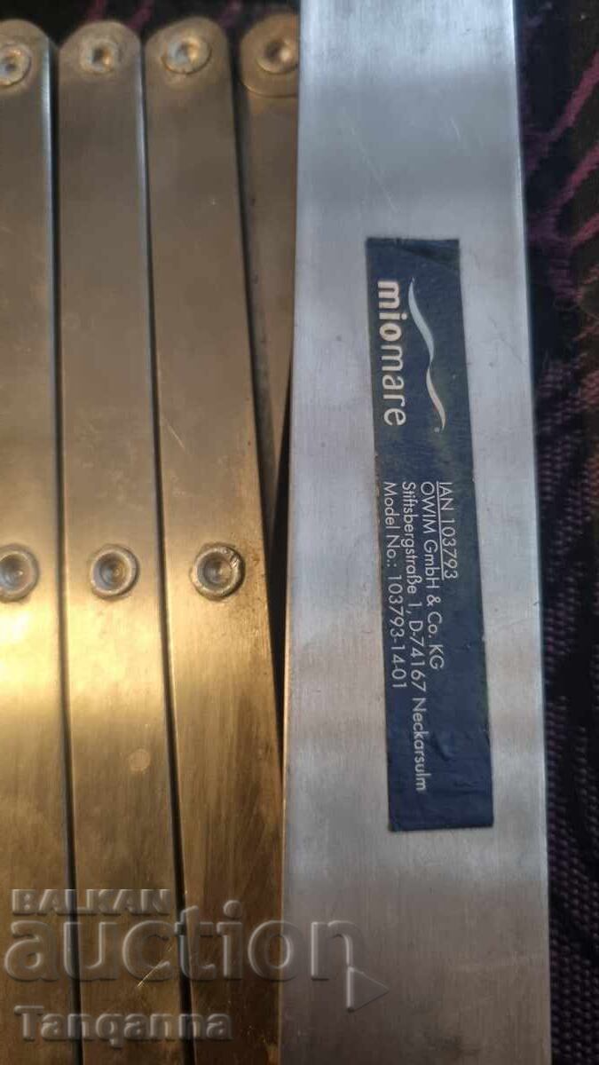 Καθρέφτης τοίχου με τιμή 17.00 BGN | € 8.69