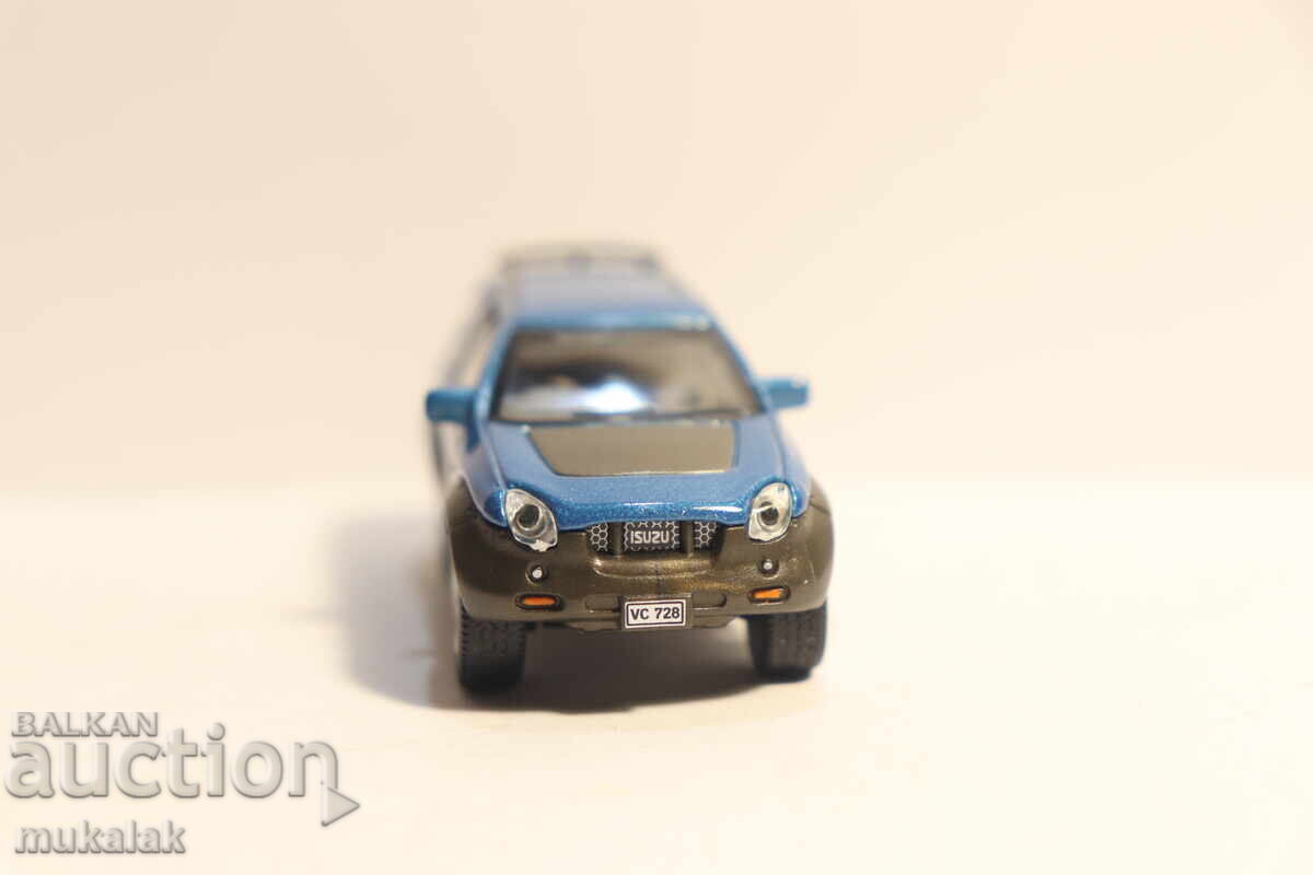 Auction  1:72 HONGWELL ISUZU TOY CAR MODEL