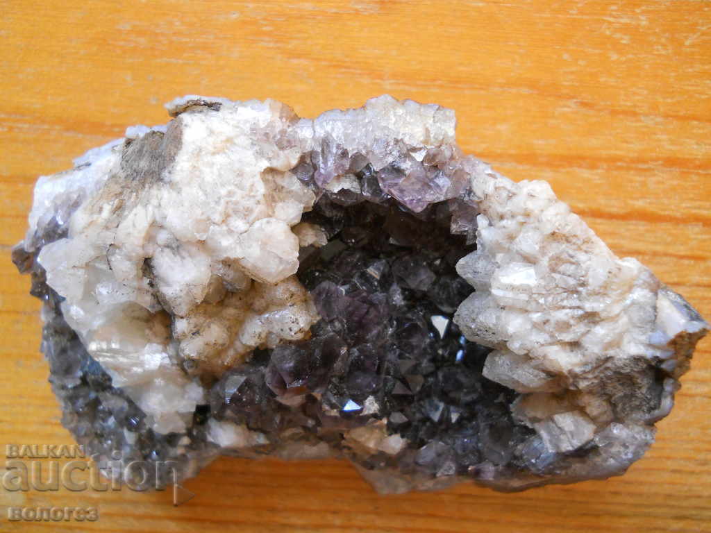 Delivery of Amethyst in quartz - druse Delivery of Amethyst in quartz - druse
