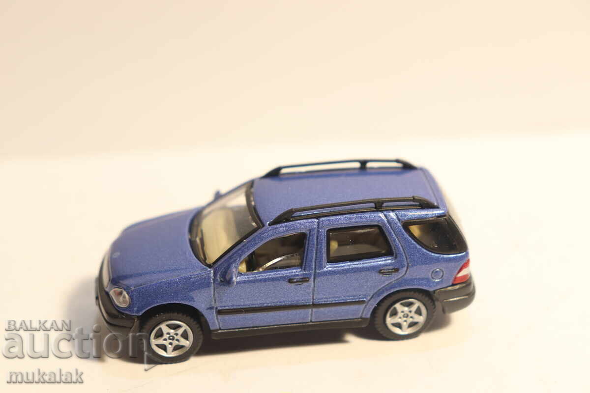 1:72 HONGWELL MERCEDES BENZ ML ИГРАЧКА КОЛИЧКА МОДЕЛ с цена 10.00 лв. | € 5.11 1:72 HONGWELL MERCEDES BENZ ML ИГРАЧКА КОЛИЧКА МОДЕЛ с цена 10.00 лв. | € 5.11
