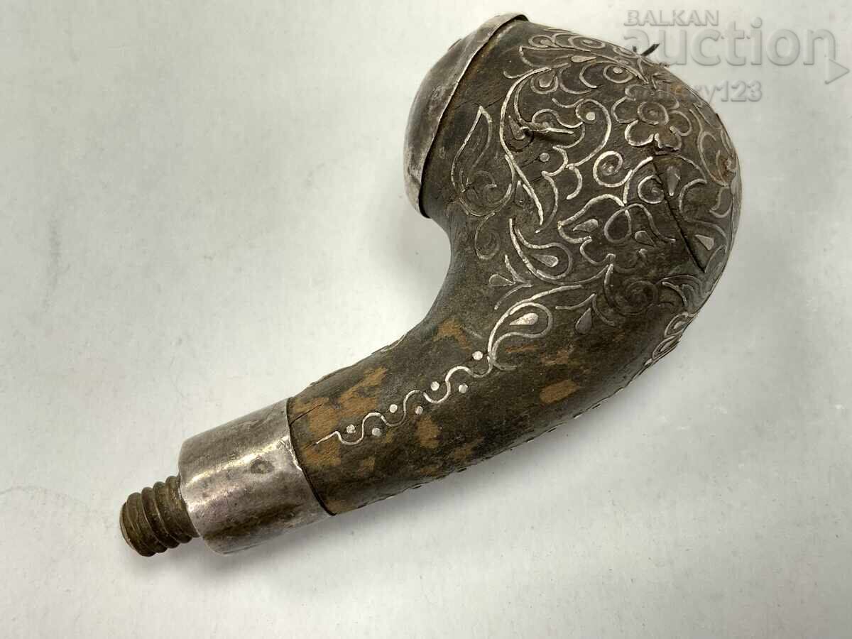 Λούλα παλιά με ασημένια καρφιά με τιμή 21.00 BGN | € 10.74