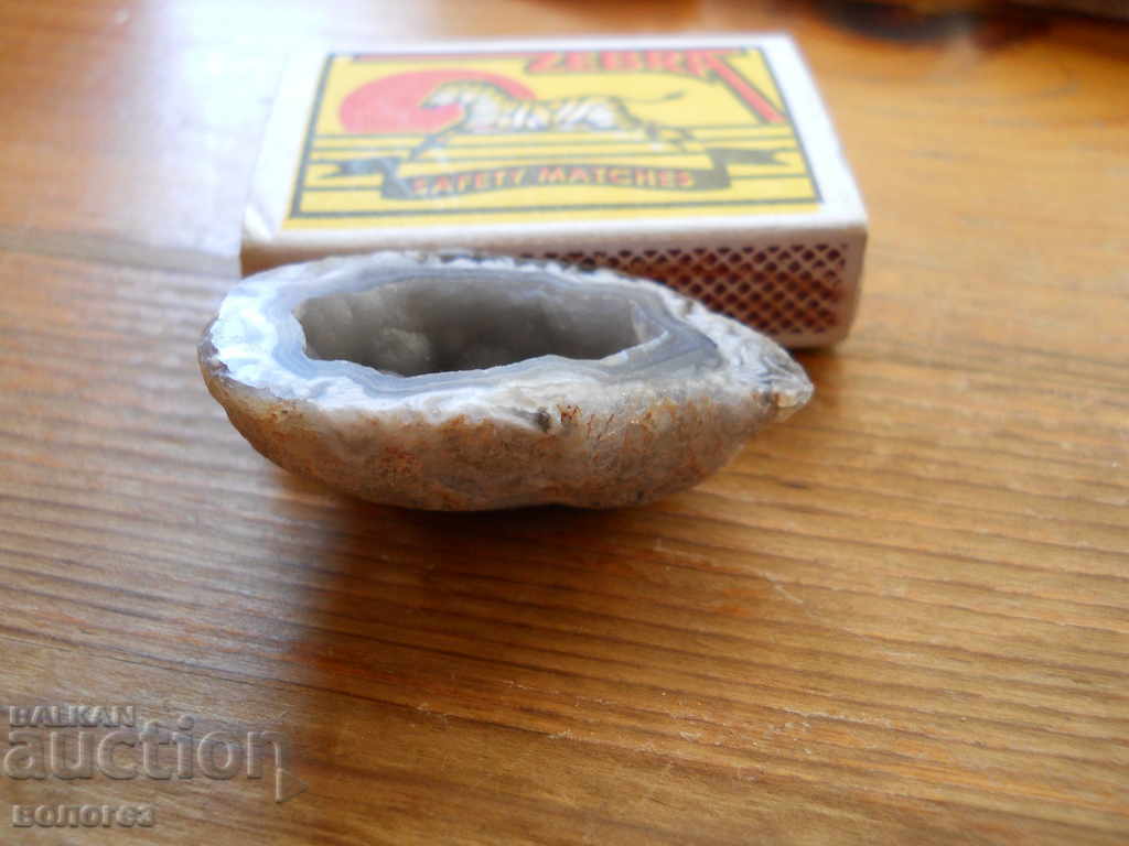 Agate - small geode (polished) with price 5.00 BGN | € 2.56