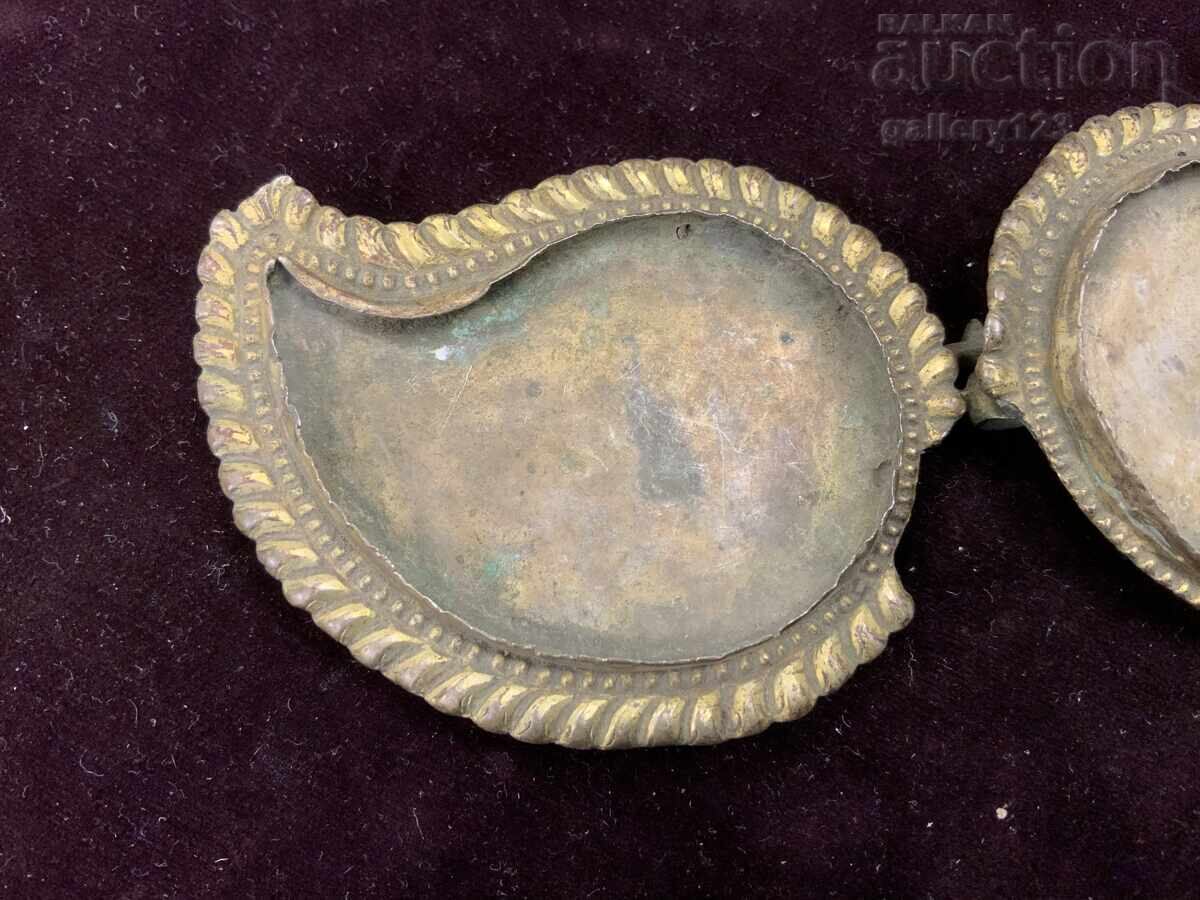 Paftale renascentiste pentru restaurare argint ștanțat aurit cu preț 5.50 BGN | € 2.81 Paftale renascentiste pentru restaurare argint ștanțat aurit cu preț 5.50 BGN | € 2.81