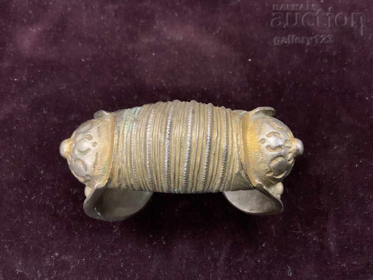 Възрожденска гривна сребро сечан позлата кубелия рогатка с цена 24.00 лв. | € 12.27