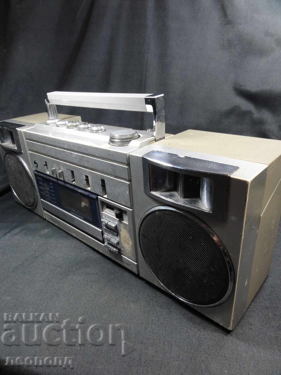 BZC STAR Retro Transistor Radio Cassette Recorder TOSHIBA RT-S782 with price 11.11 BGN | € 5.68 BZC STAR Retro Transistor Radio Cassette Recorder TOSHIBA RT-S782 with price 11.11 BGN | € 5.68