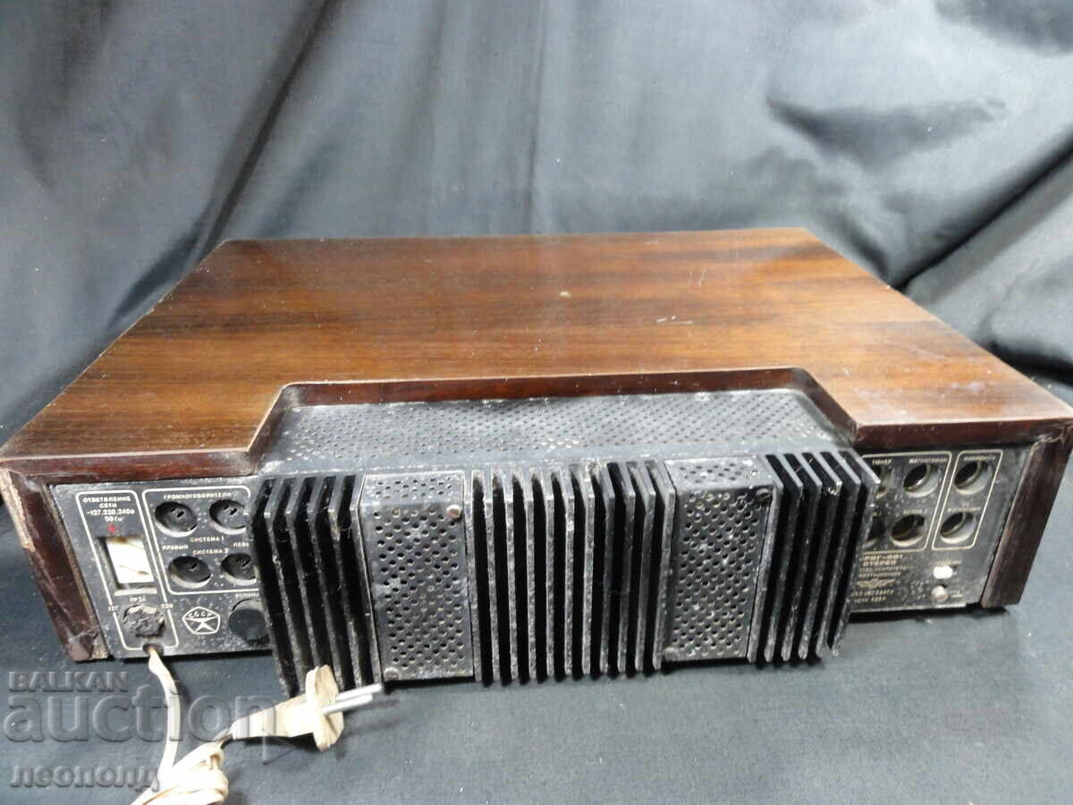 BZTS STAR RETRO SOCIALIST USSR STEREO AMPLIFIER BRIG-001 - 6 BZTS STAR RETRO SOCIALIST USSR STEREO AMPLIFIER BRIG-001 - 6