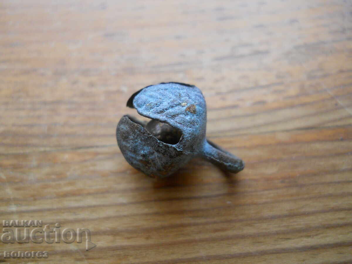 Бронзово звънче от конска сбруя тип лешник - ХІХ век с цена 10.00 лв. | € 5.11