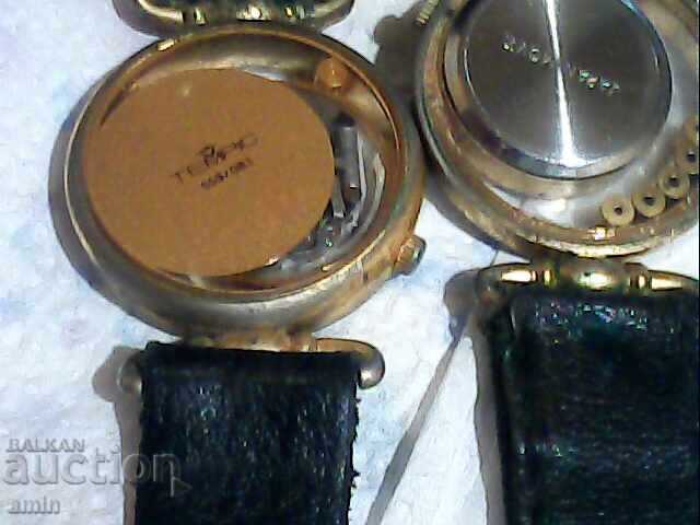 Licitație Lot 4 ceasuri, toate funcționează, fără baterii Licitație Lot 4 ceasuri, toate funcționează, fără baterii