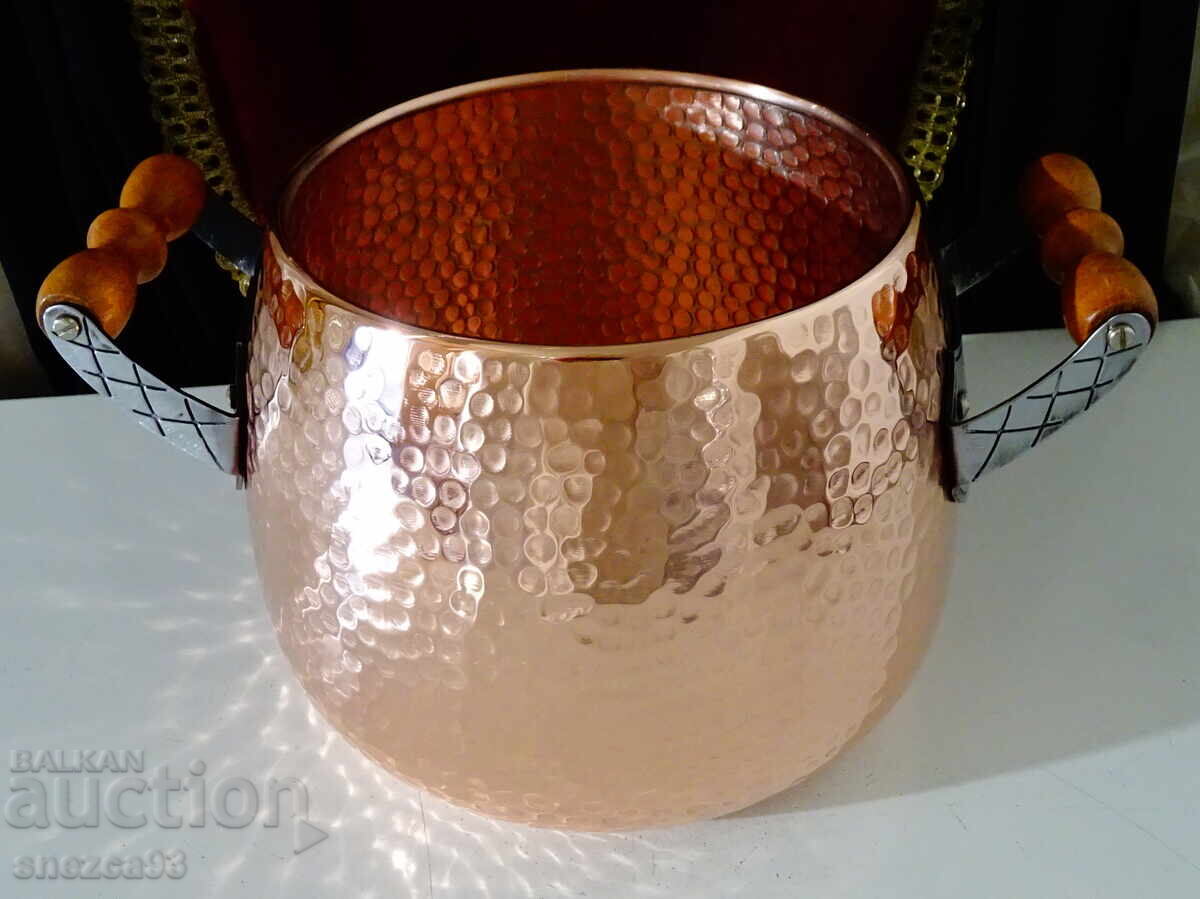 Delivery of Copper pot 6 l, 1 kg, pure red honey