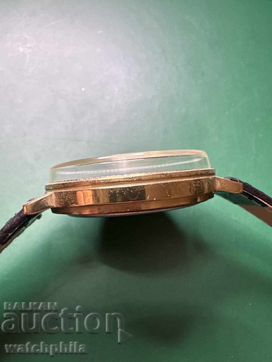 Delivery of Glory gold-plated men's watch. Excellent condition