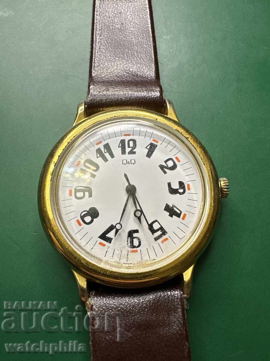 Q&Q μηχανικό επιχρυσωμένο σπάνιο ανδρικό ρολόι με τιμή 2.51 BGN | € 1.28
