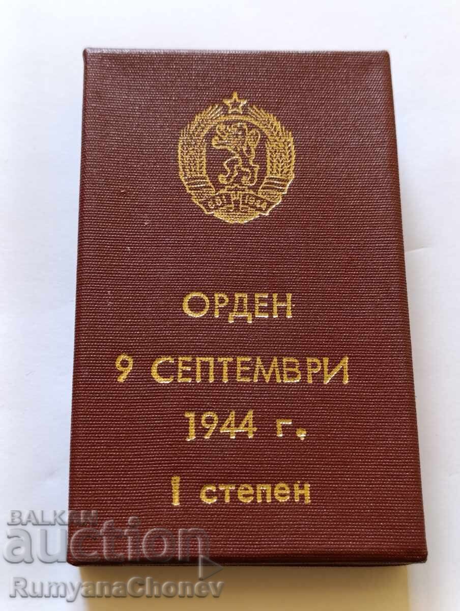 Auction Order of September 9th - First Class Auction Order of September 9th - First Class