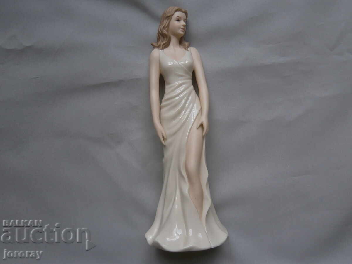 Porcelain figure, 26cm Porcelain figure, 26cm