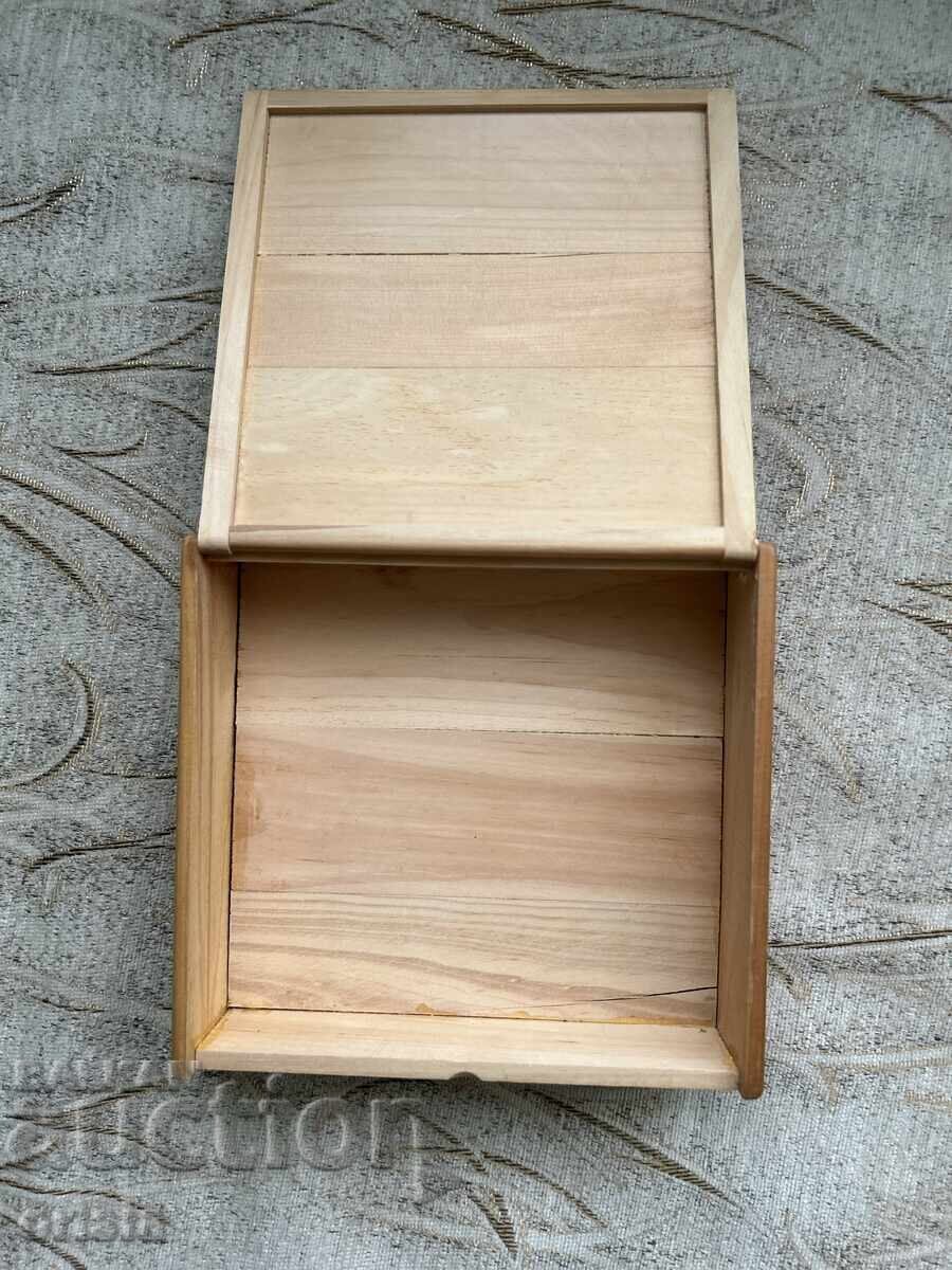 Licitație Cutie veche de ceai din Sri Lanka Licitație Cutie veche de ceai din Sri Lanka