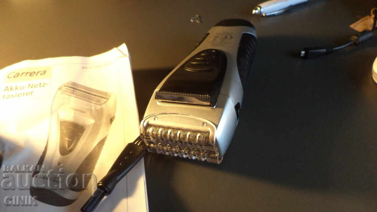 Auction  ELECTRIC SHAVER