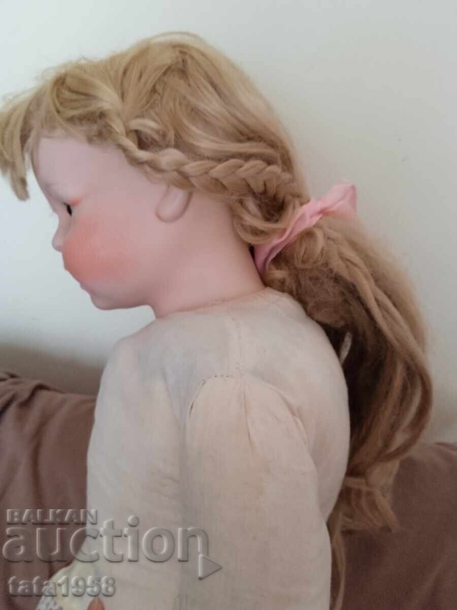 Delivery of Antique doll 65 cm porcelain + clothes
