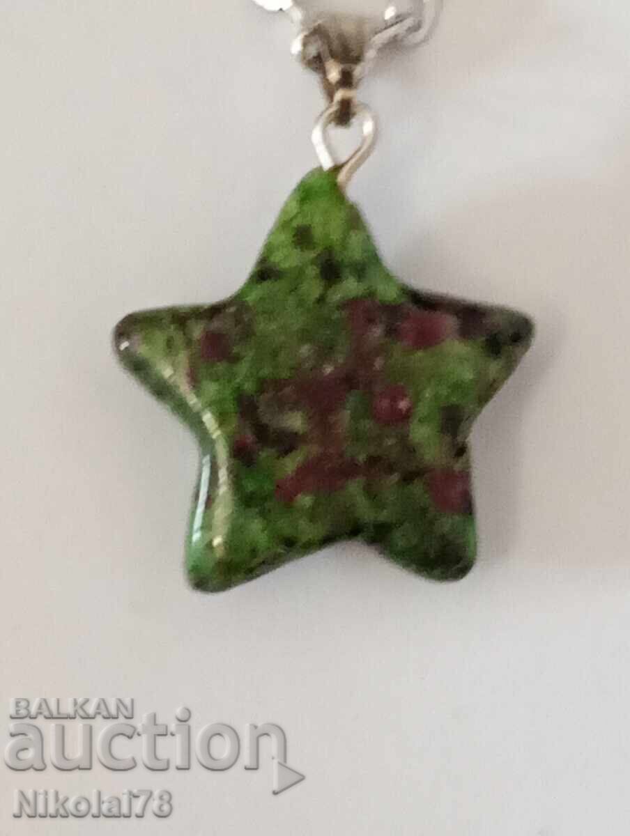 Auction  New Star Necklace made of Zoisite with Ruby - 20x20 mm, chain 45 cm