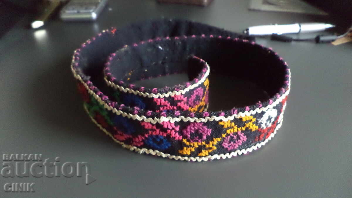 COADĂ DE ROCHIE cu preț 0.01 BGN | € 0.01