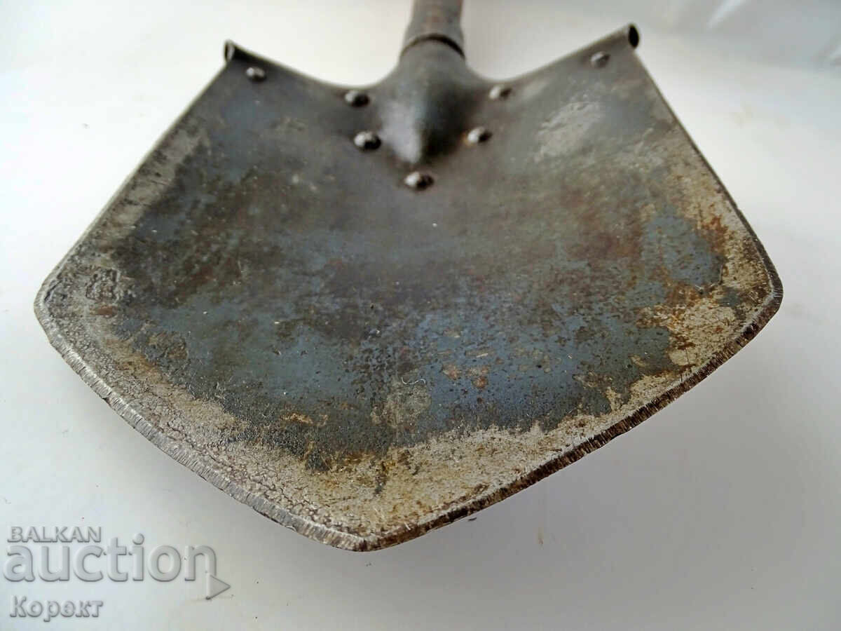 German Military Shovel 1915 WW1 World War I - 7 German Military Shovel 1915 WW1 World War I - 7