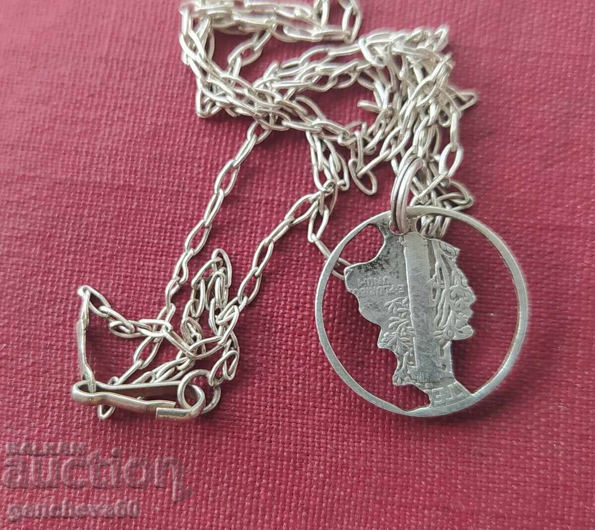 Auction  Antique silver necklace from 10 cents from 1923