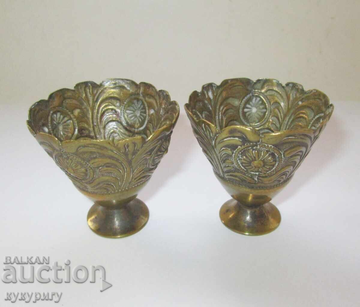 2 Zarifuri vechi forjate manual, zarf vechi, ceșcuță zarf 2 Zarifuri vechi forjate manual, zarf vechi, ceșcuță zarf