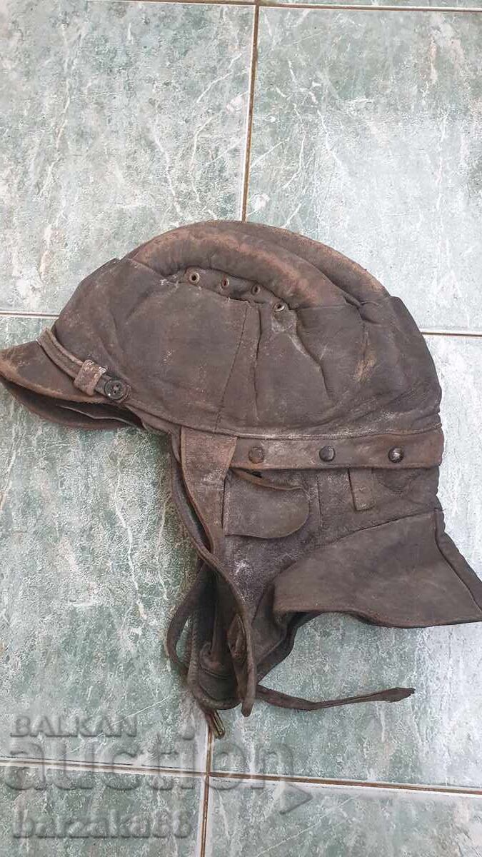 2 τμχ. Παλιά δερμάτινα Κράνη Μοτοσυκλέτας - 7