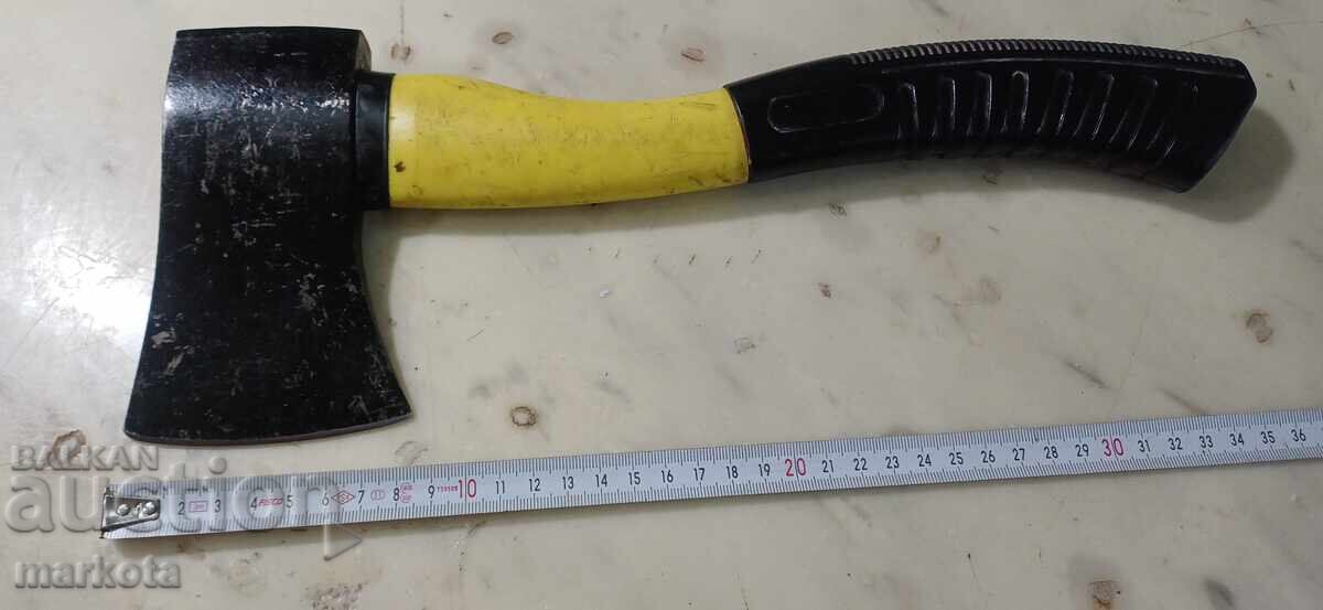 Скандинавски топор