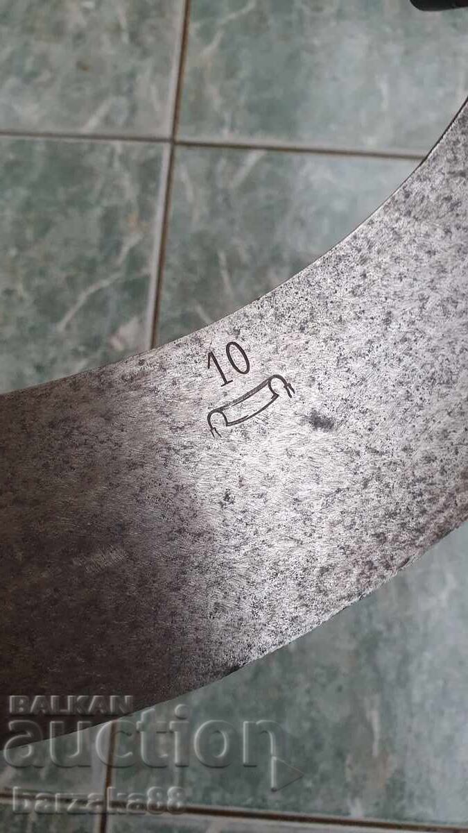 Livrarea Cuțit vechi tip Rucan Livrarea Cuțit vechi tip Rucan