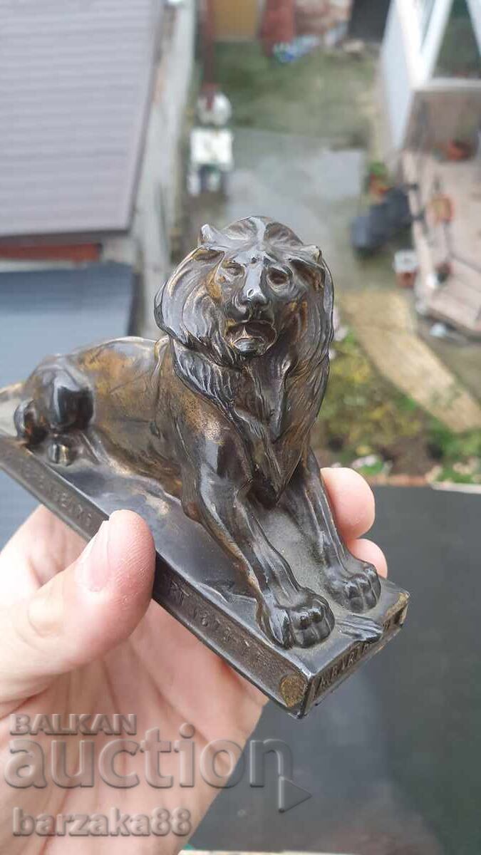 Παλιά φιγούρα Λιονταριού με επιχρύσωση
