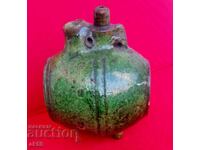 Vechi vas "Butoi" - glazură verde